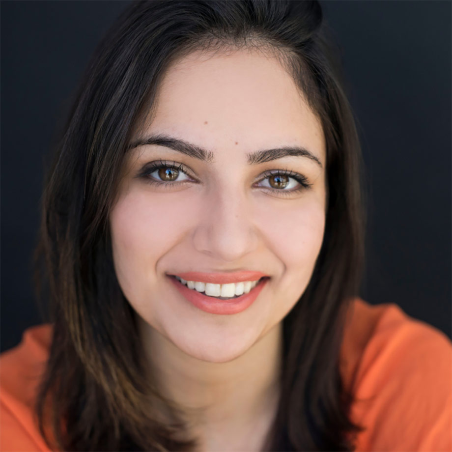 Ghazal Azarbad (غزال آذرباد)